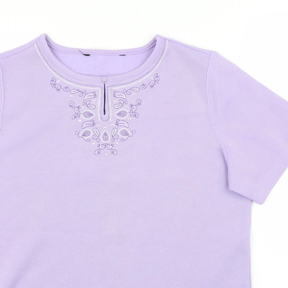 Preworn Womens Purple   Basic T-Shirt Size XS