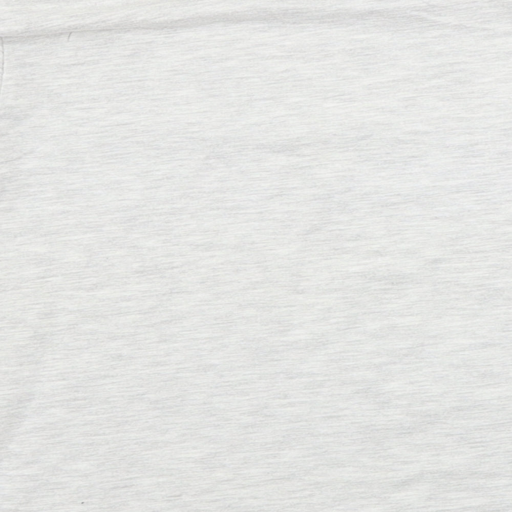 Primark  Girls Grey   Basic T-Shirt Size 5-6 Years
