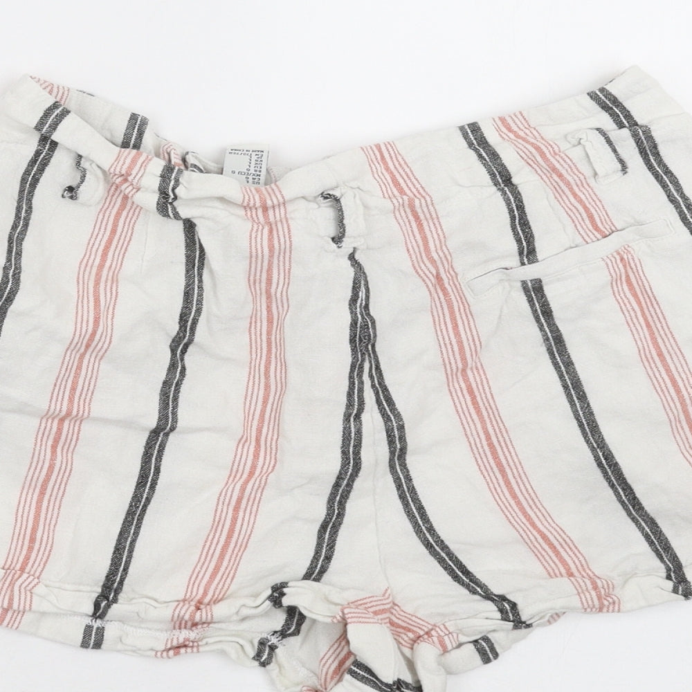 FOREVER 21 Womens White Striped  Hot Pants Shorts Size L