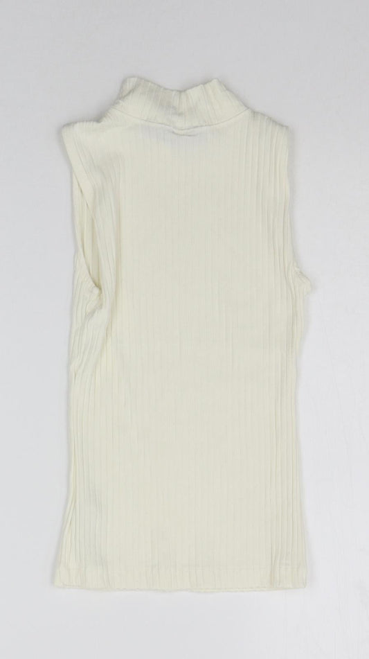 PRETTYLITTLETHING Womens White   Basic T-Shirt Size S
