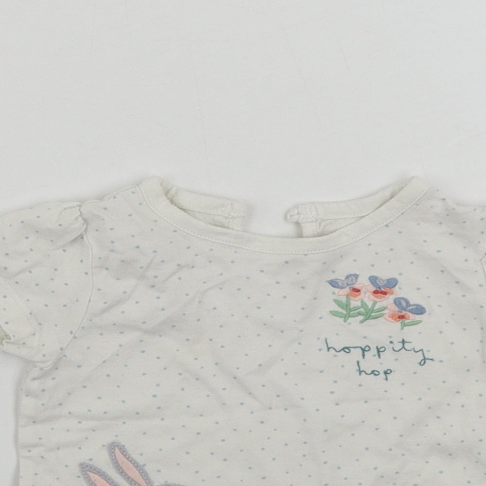 Marks and Spencer  Girls White Polka Dot  Basic T-Shirt Size 3-6 Months