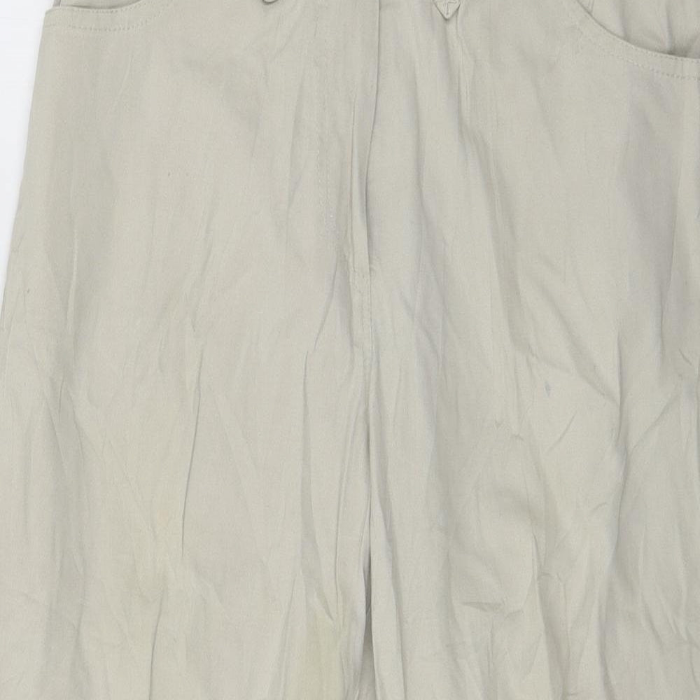 Preworn Womens Green   Cropped Trousers Size 32 in L23 in