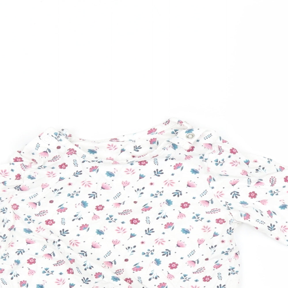 Nutmeg Baby White Floral  Basic T-Shirt Size 9-12 Months