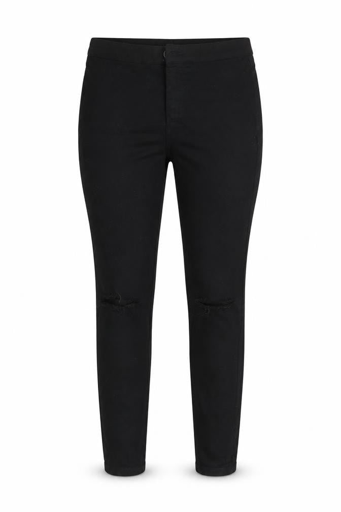 Front view of Denim & Co. women’s black skinny jeans, size UK 12, 29-inch leg