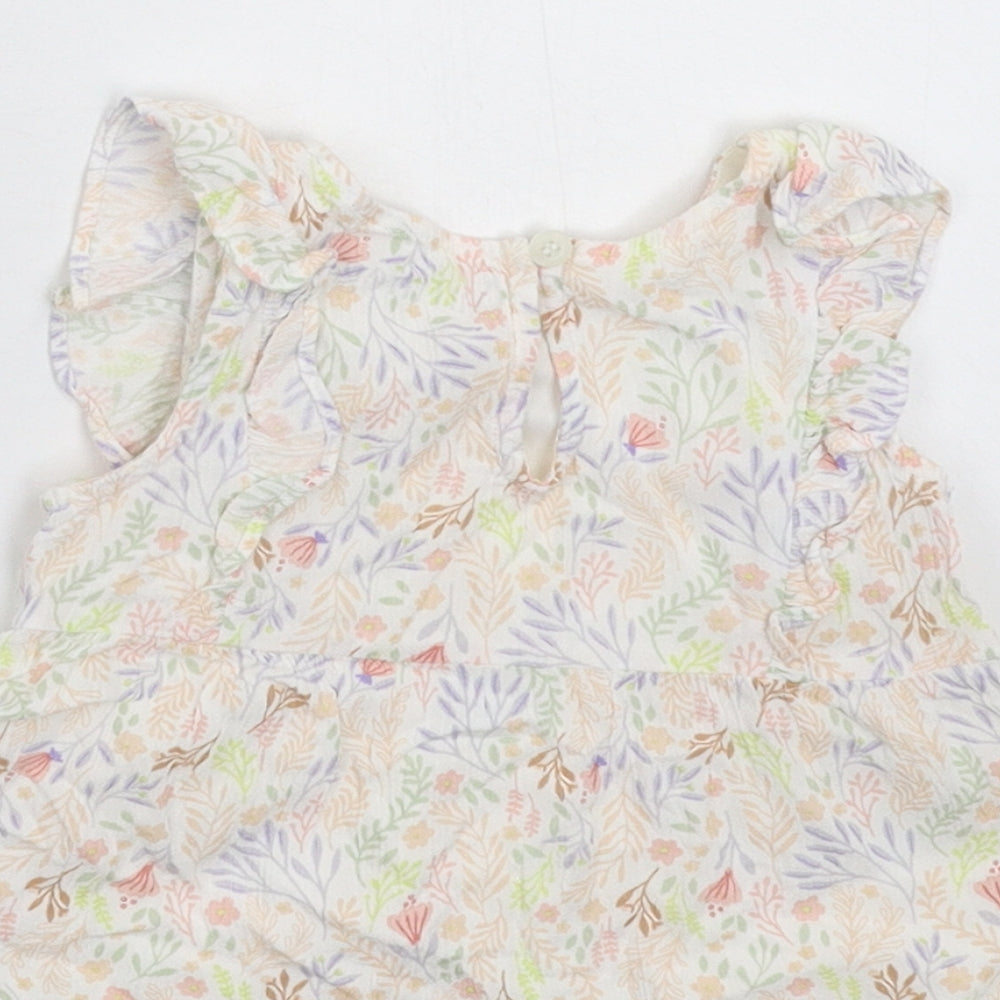 Nutmeg Girls White Floral  Basic T-Shirt Size 6-9 Months