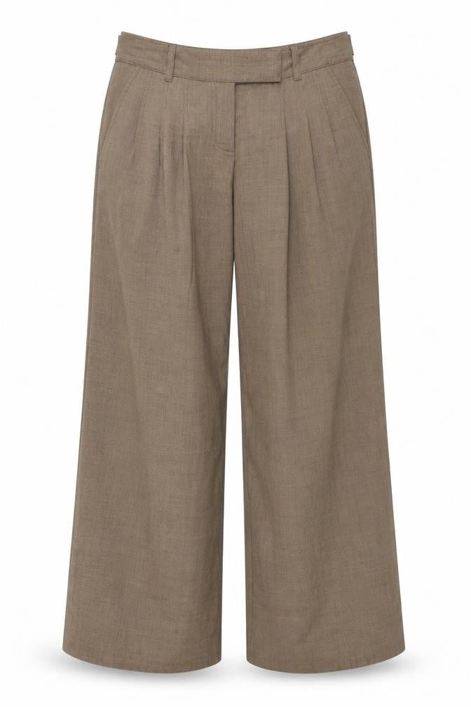 Front view of Vera Moda women’s brown trousers, size UK 38, 30-inch leg