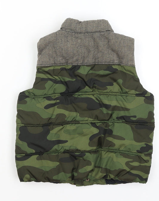 Gap  Boys Green Camouflage  Gilet Coat Size 5 Years