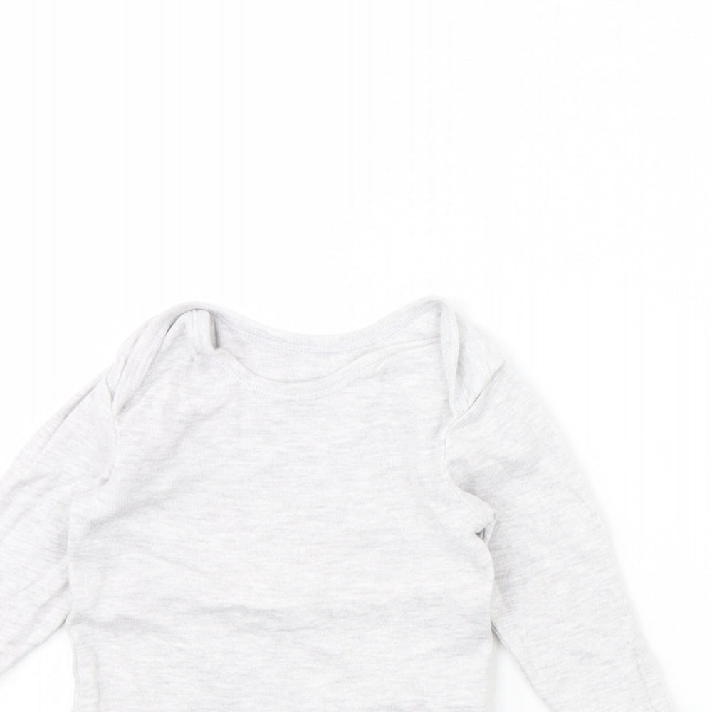 Primark Baby Grey   Babygrow One-Piece Size 9-12 Months