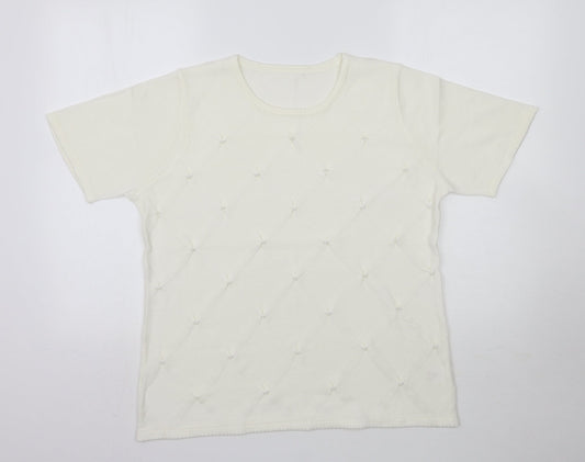 Preworn Womens Ivory  Knit Basic Blouse Size M  - Pearl detail
