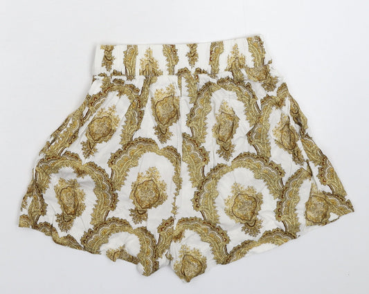 H&M Womens White   Hot Pants Shorts Size 6