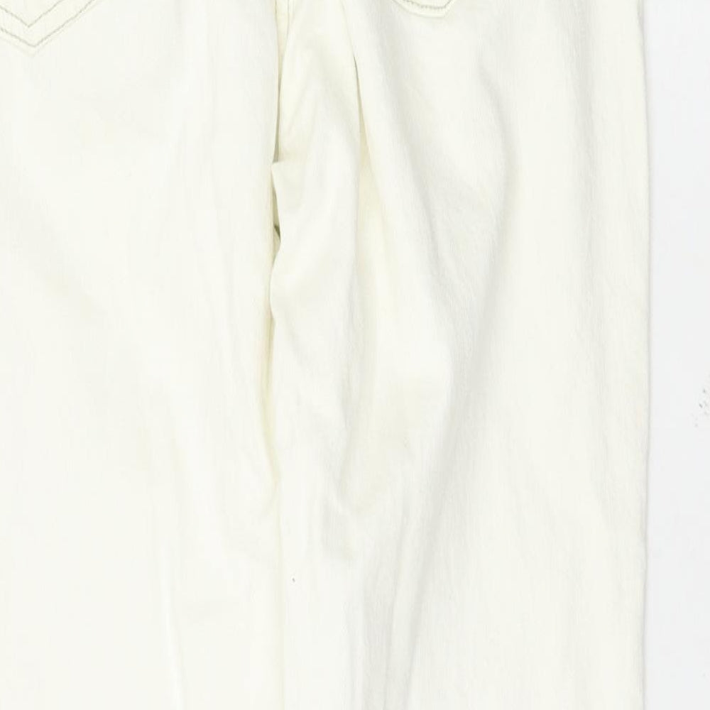 Preworn Womens White   Straight Jeans Size 28 L32 in