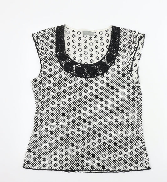 Marks and Spencer  Womens White Geometric  Basic T-Shirt Size 16