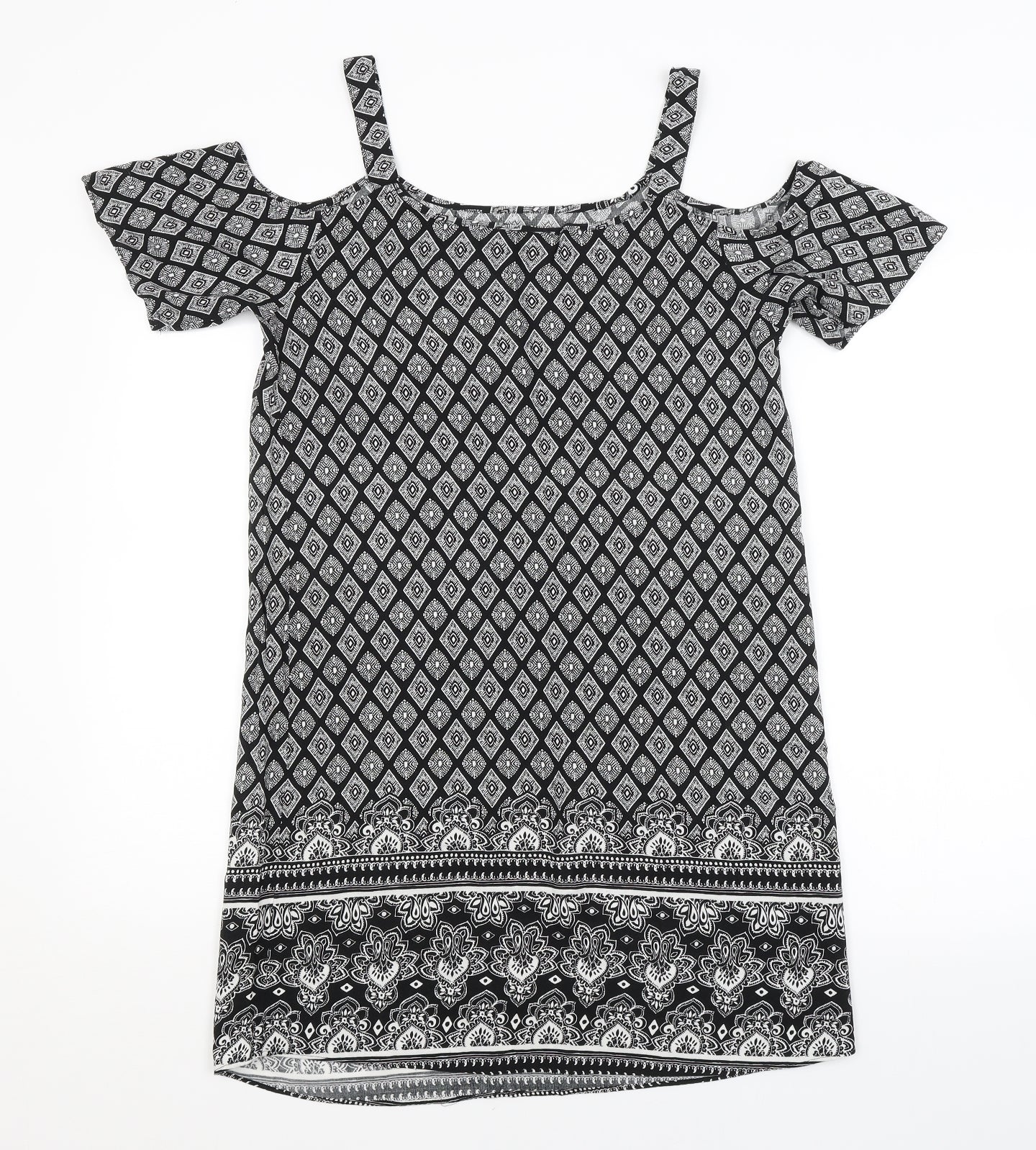 Papaya Womens Black Argyle/Diamond  A-Line  Size 8