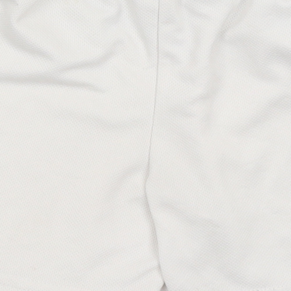 Manav Boys White   Bermuda Shorts Size 4 Years