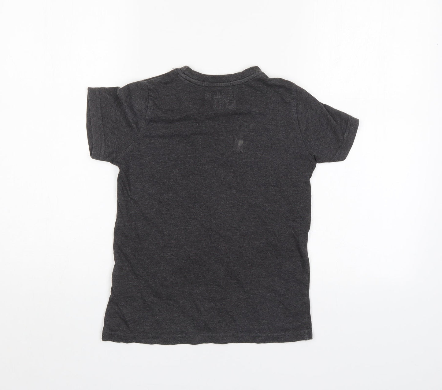 Henleys Boys Grey   Basic T-Shirt Size 7-8 Years