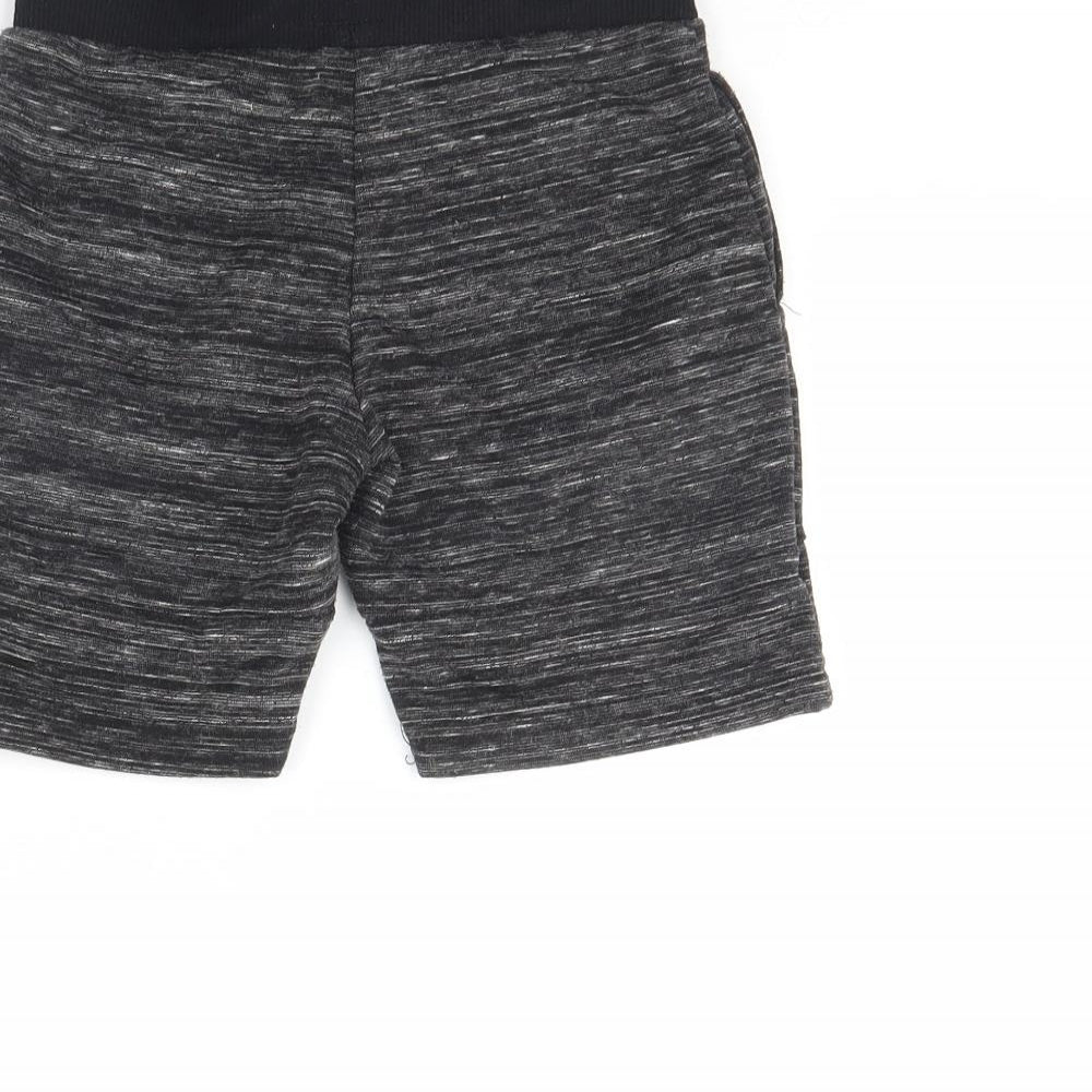 Primark Boys Black Herringbone  Sweat Shorts Size 6 Years