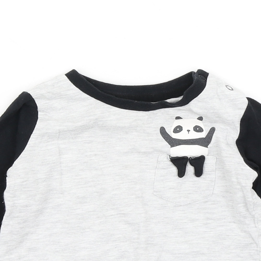 Fred & Flo Boys Grey   Basic T-Shirt Size 12-18 Months