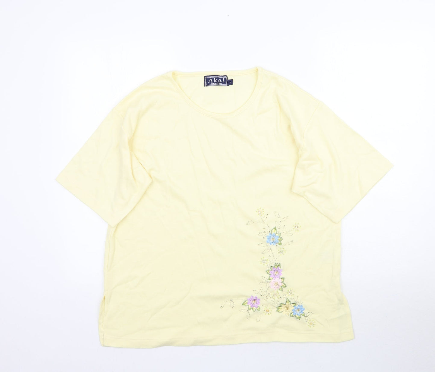 Akai Womens Yellow   Basic T-Shirt Size L
