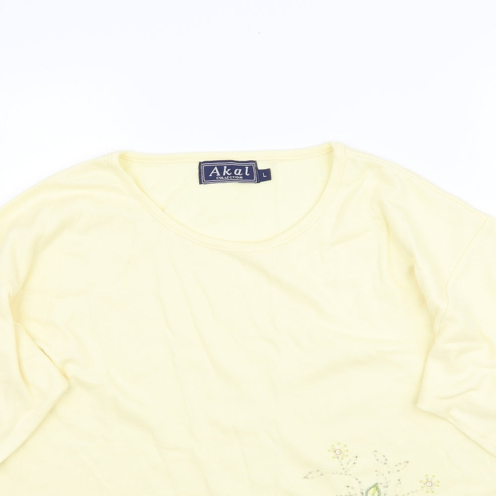 Akai Womens Yellow   Basic T-Shirt Size L