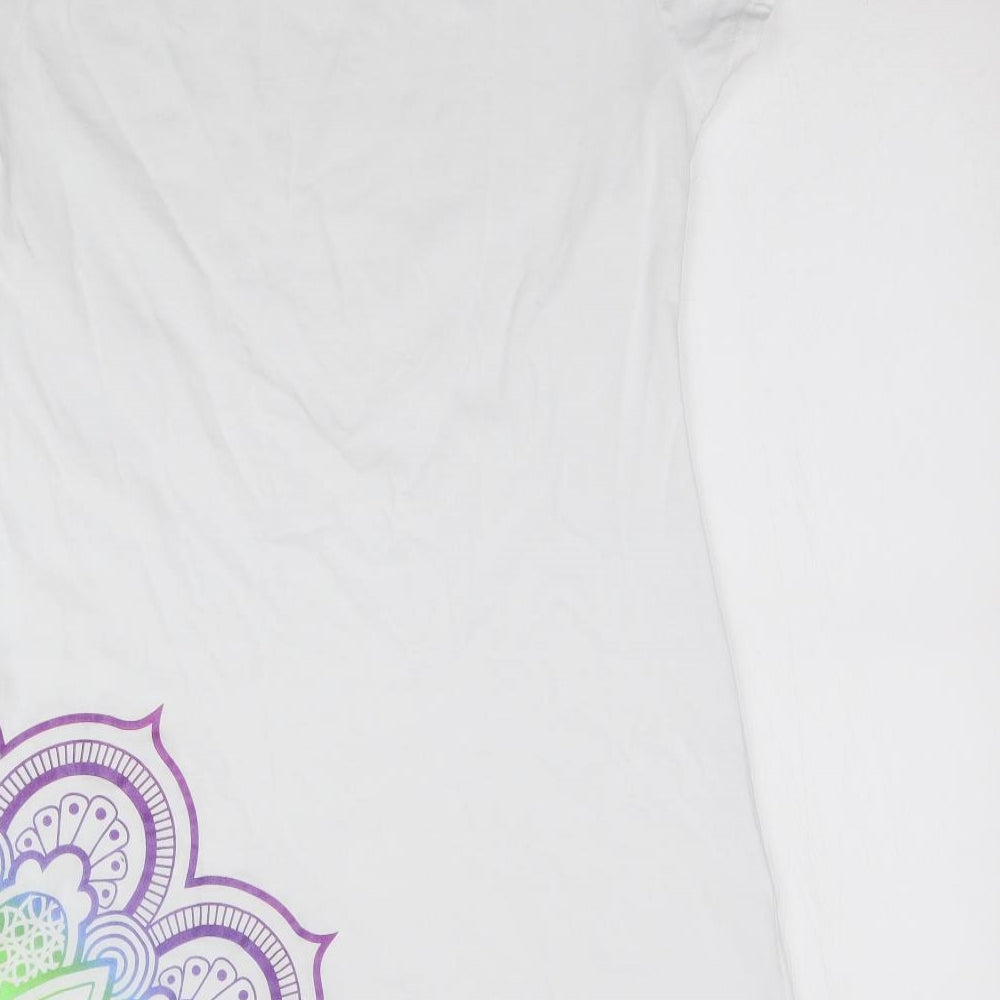 Preworn Womens White   Basic T-Shirt Size M