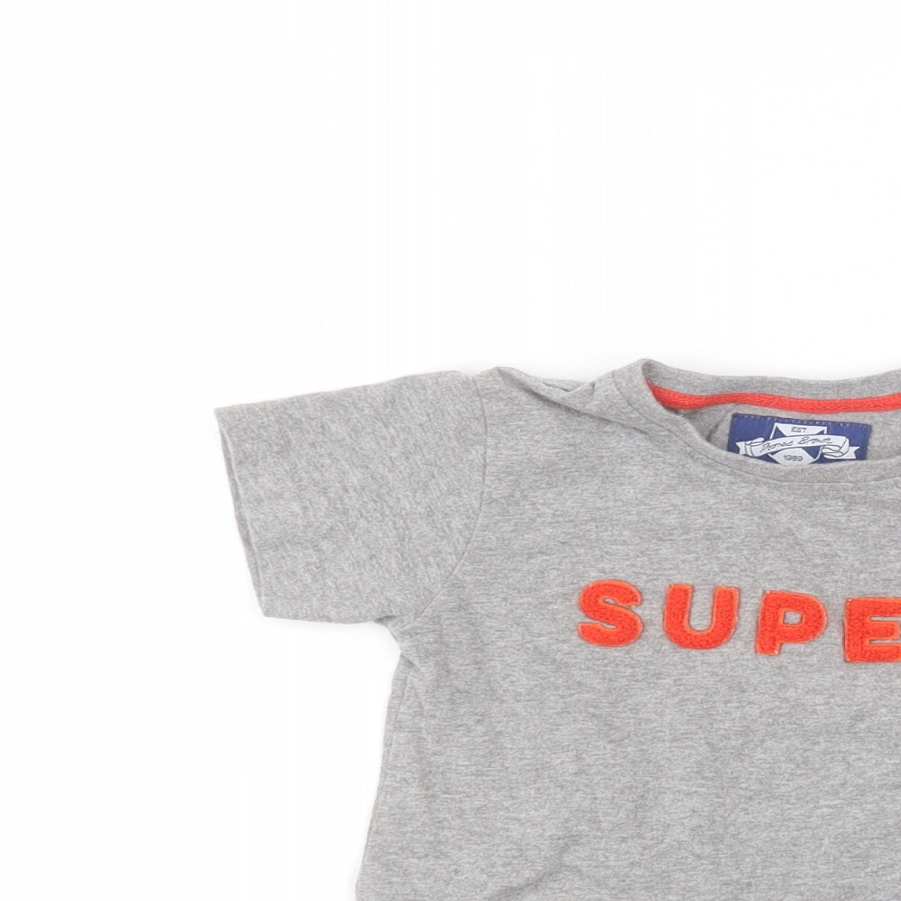 Preworn Baby Grey   Basic T-Shirt Size 18-24 Months