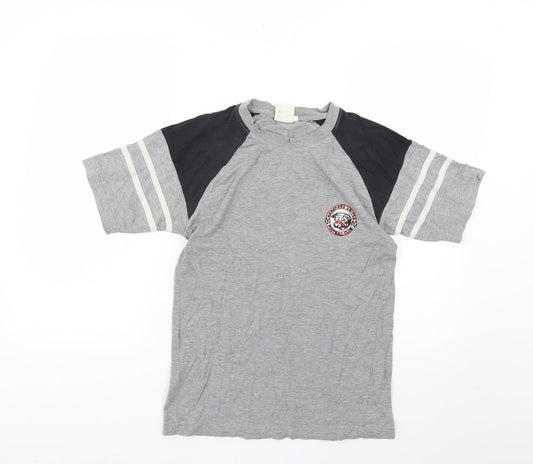 herefod united football club Boys Grey   Basic T-Shirt Size 11-12 Years
