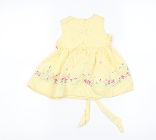 Preworn Girls Yellow Floral  A-Line  Size 0-3 Months