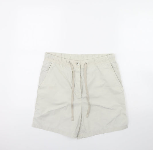 Preworn Womens Ivory   Chino Shorts Size 32 in