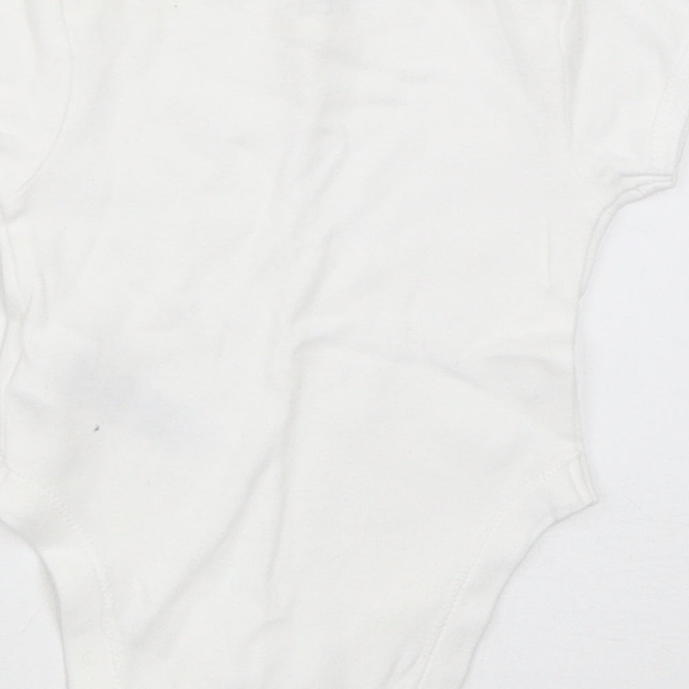 Primark Baby White   Babygrow One-Piece Size Newborn