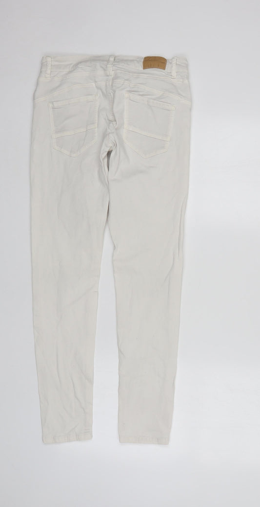Preworn Womens White   Tapered Jeans Size S L28 in