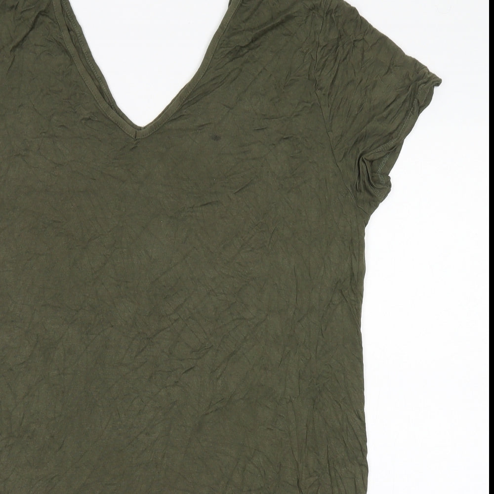 PRETTYLITTLETHING Womens Green  Viscose Basic T-Shirt Size 14 V-Neck
