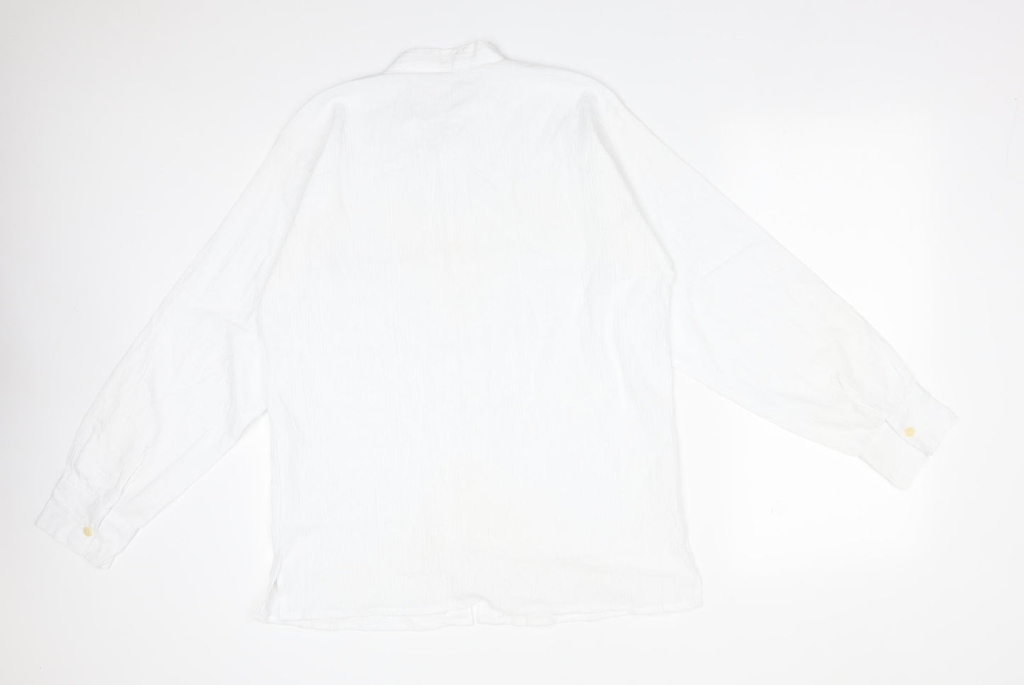 Preworn Mens White    Button-Up Size L Round Neck