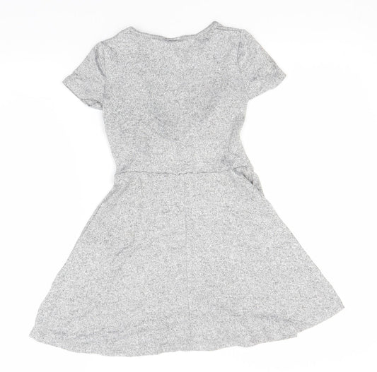 Preworn Girls Silver   A-Line    Round Neck