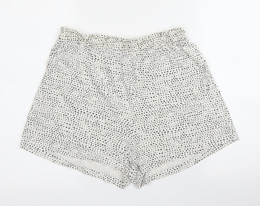 H&M Womens Beige Animal Print Cotton Bermuda Shorts Size S  Regular  - Spotted print