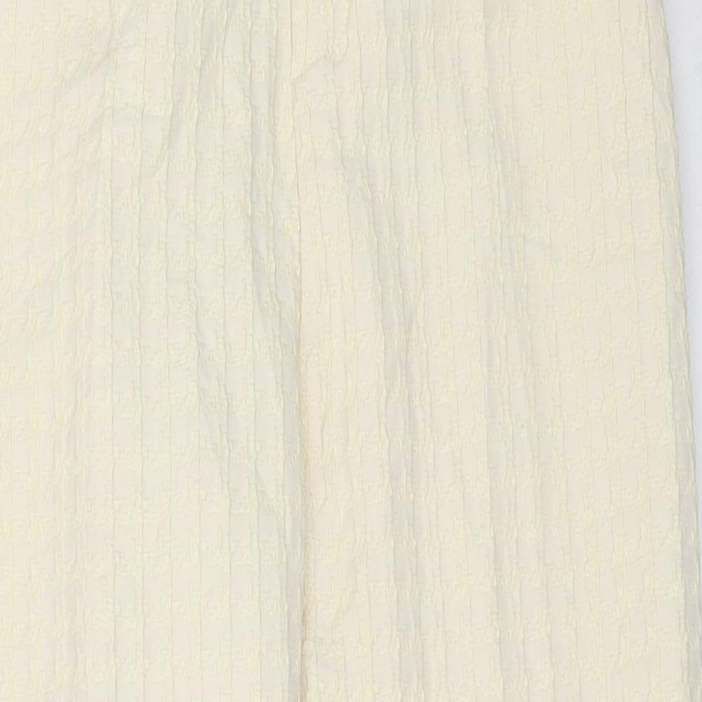 Preworn Womens Ivory  Polyester Capri Trousers Size 28 in L26 in Regular