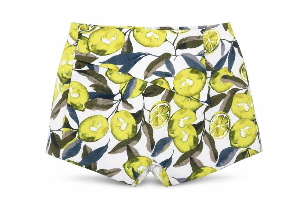 Topshop Womens White  Polyester Hot Pants Shorts Size 8  Regular  - Fruit print