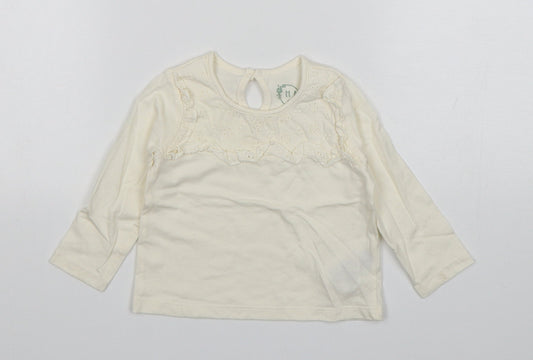 Primark Girls Beige  Cotton Basic T-Shirt Size 9-12 Months Round Neck