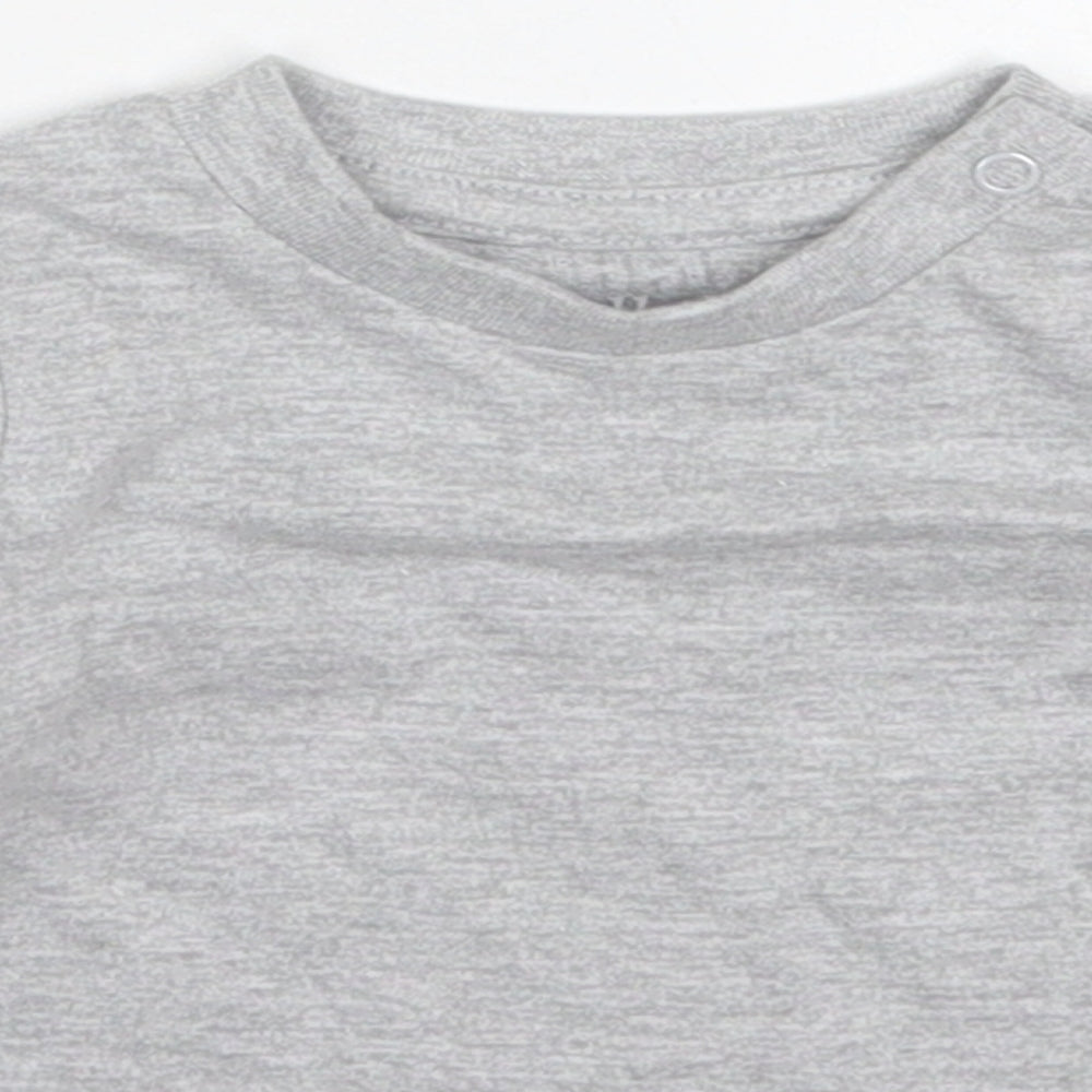 Peacocks Baby Grey  Cotton Basic T-Shirt Size 0-3 Months Crew Neck Pullover