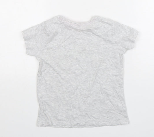 Primark Girls Grey  Cotton Basic T-Shirt Size 5-6 Years Round Neck