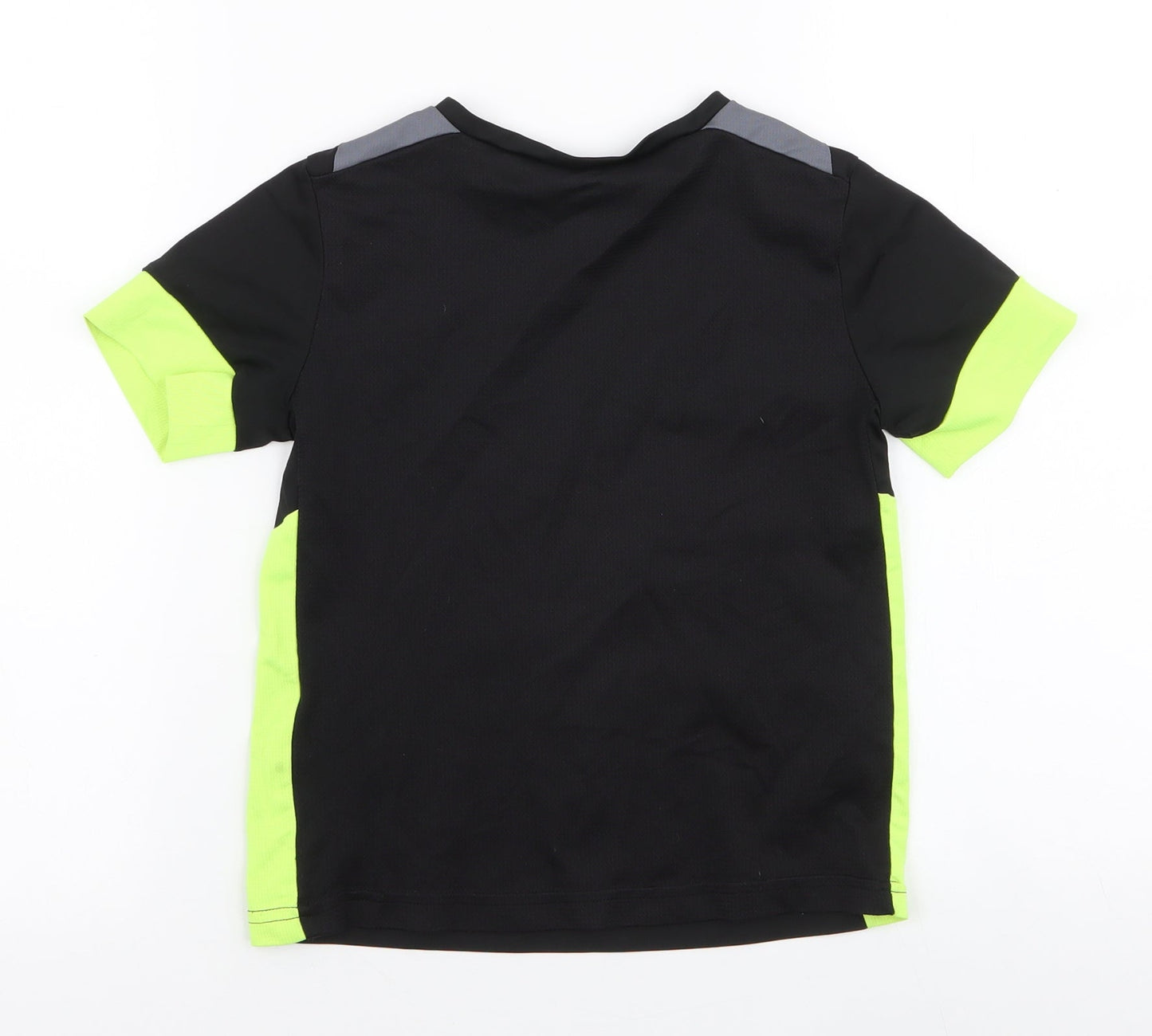 DECATHLON Boys Black  Polyester Basic T-Shirt Size 6-7 Years Round Neck Pullover - Kipsta
