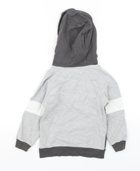 Studio Boys Grey Colourblock Cotton Pullover Hoodie Size 5-6 Years  Pullover