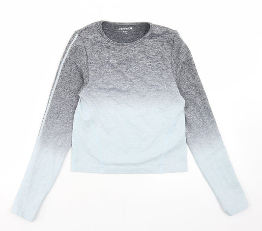 Jeff & Co Girls Grey  Nylon Cropped T-Shirt Size 9-10 Years Round Neck  - Ombre, Activewear