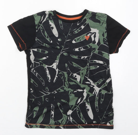 Matalan Boys Black  Polyester Basic T-Shirt Size 10 Years Crew Neck Pullover - Leaf Prints