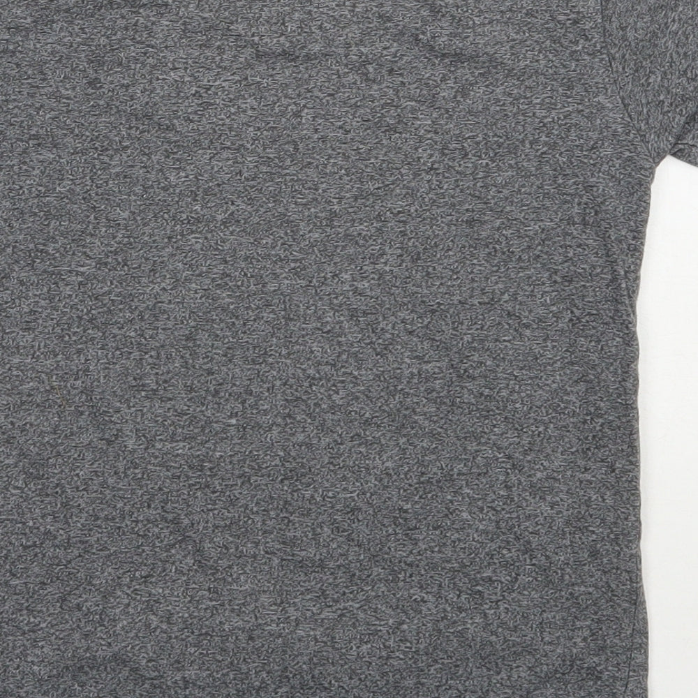 Primark Boys Grey  Polyester Pullover T-Shirt Size 7-8 Years Round Neck Pullover