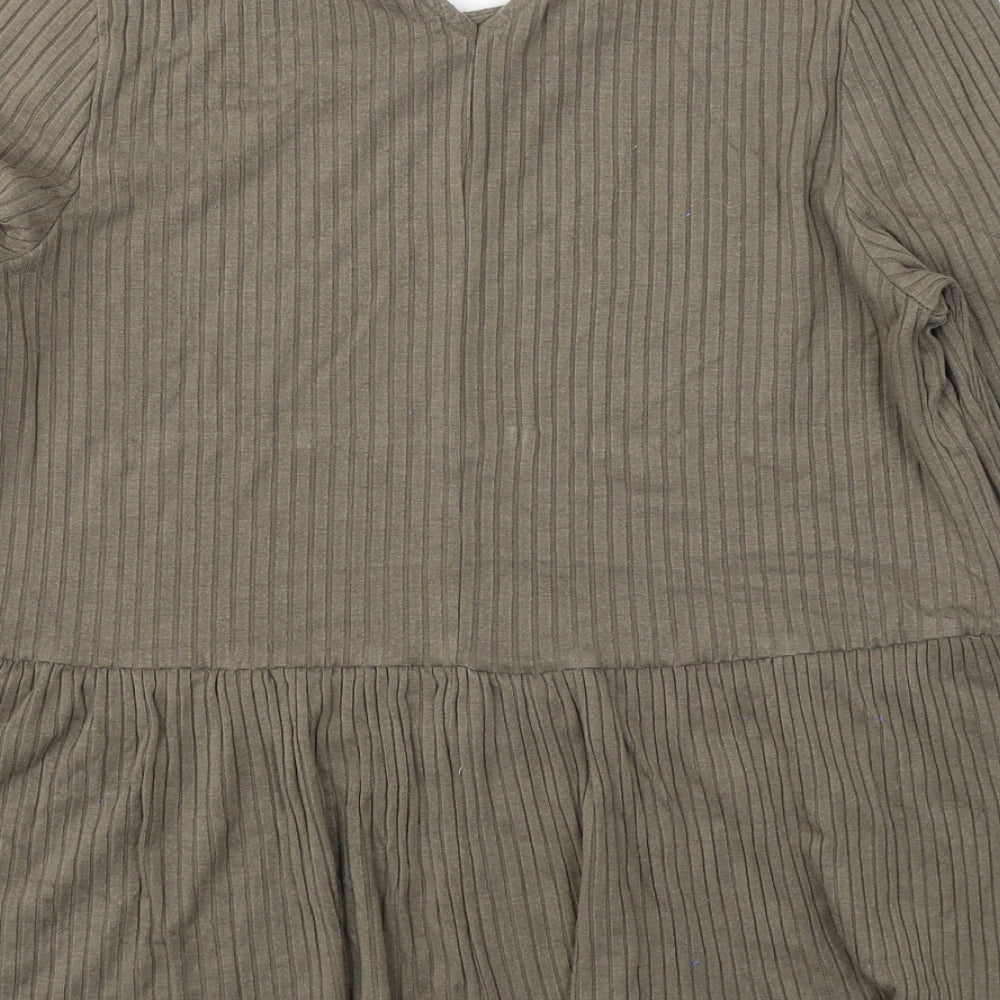 Capsule Womens Green  Viscose Jersey Blouse Size 16 Round Neck