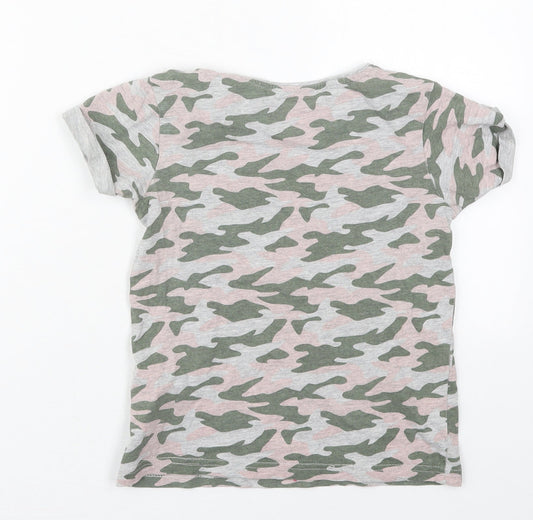 Primark Girls Green Camouflage Cotton Basic T-Shirt Size 8-9 Years Crew Neck Pullover - Be Kind