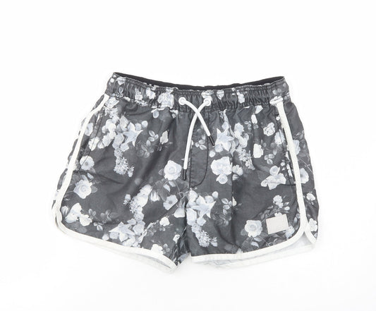 Supply & Demand Womens Grey Floral Polyester Bermuda Shorts Size 10 L10 in Regular Drawstring - Estimated Size