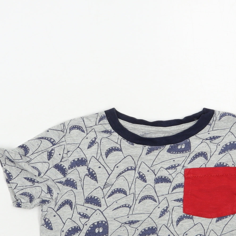 Gap Boys Grey Geometric Cotton Pullover T-Shirt Size 4 Years Crew Neck Pullover - Shark Print