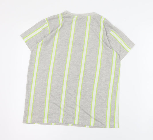 Outlaws Boys Green Striped Polyester Pullover T-Shirt Size 11-12 Years Crew Neck Pullover