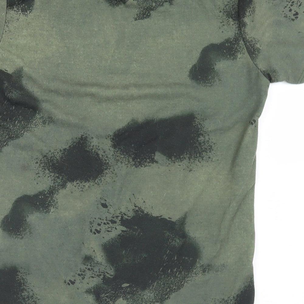 Primark Boys Green  Polyester Basic T-Shirt Size 7-8 Years Crew Neck  - Authentic